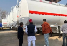 Ghanaian customer  came to inspect the tank trailers