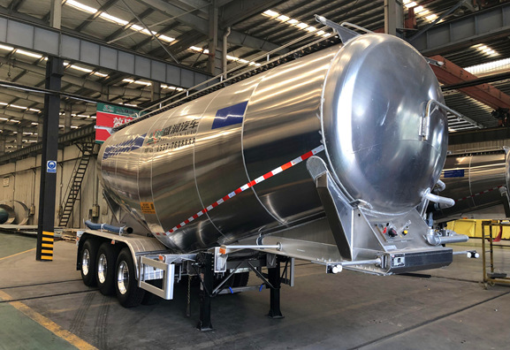 3 Axle 45CBM Aluminum Fuel Tanker Trailer