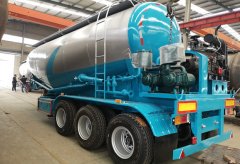 3 Axle 30CBM Cement Trailer
